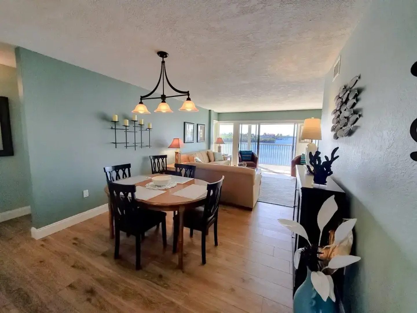 Alan's Hickory Bay West Condo