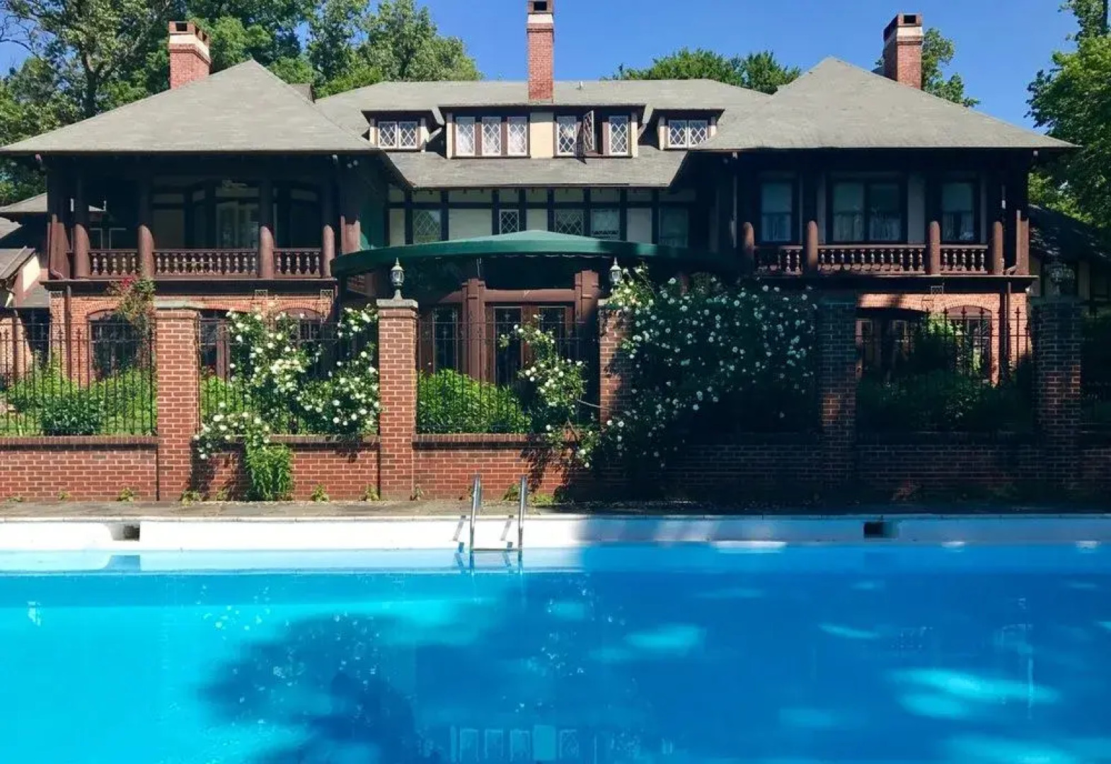 Gramercy Mansion B&B