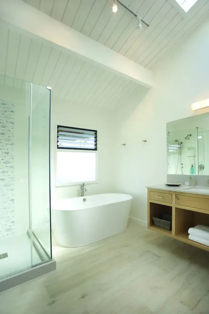 Haena Kai 3 Bedroom Home by RedAwning