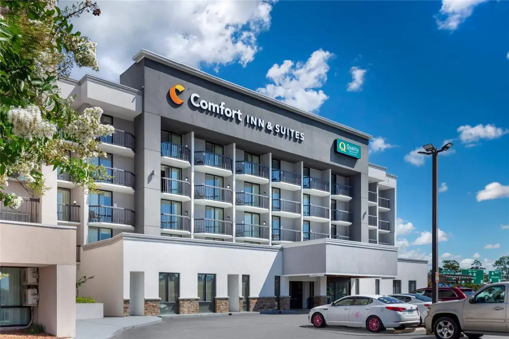 Quality Inn & Suites Spring Lake - Fayetteville Near Fort Liberty