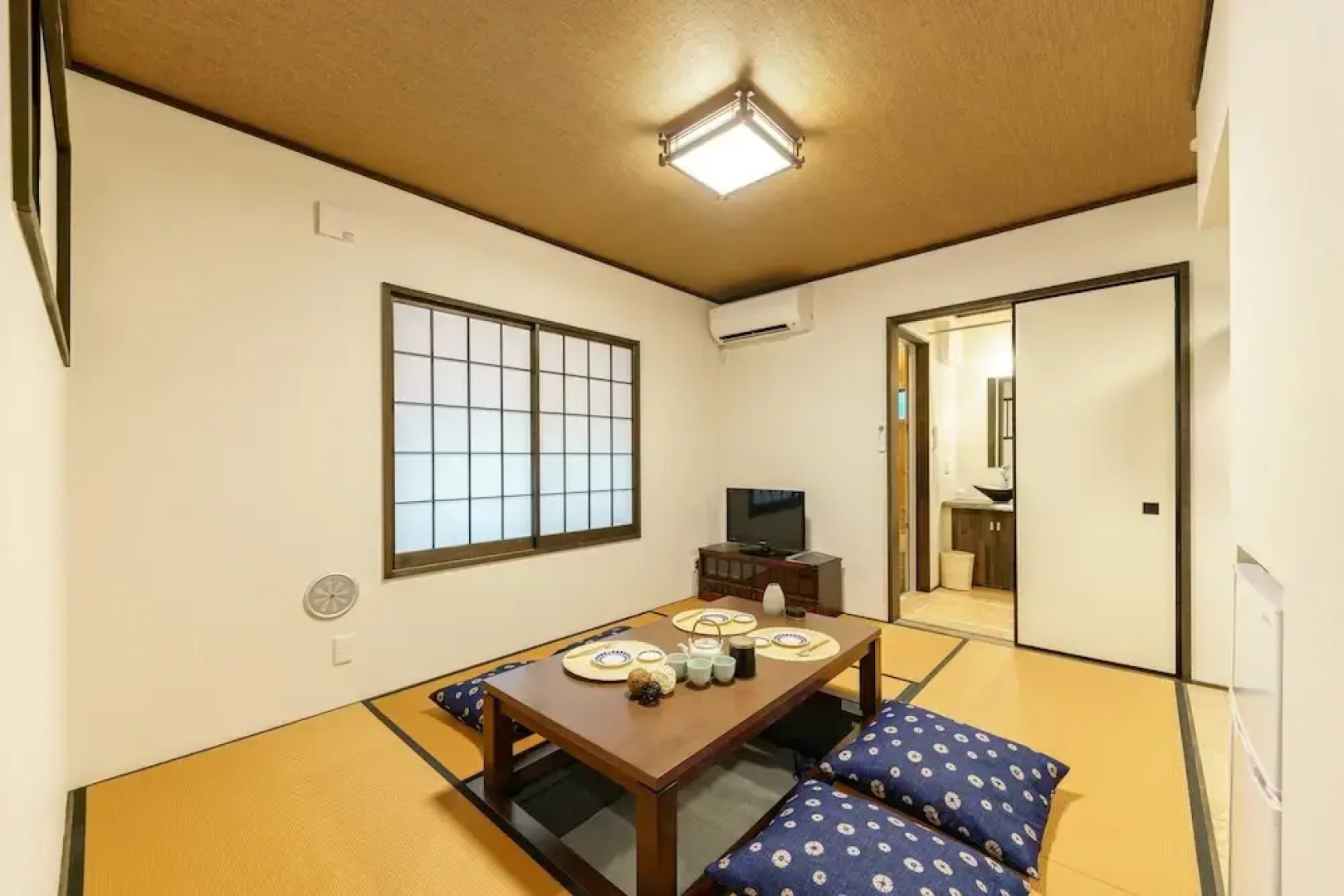 Yadoya D Asakusa Sen no kawa