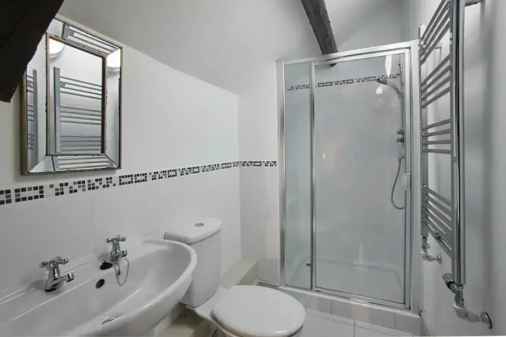 Host Stay Derwent