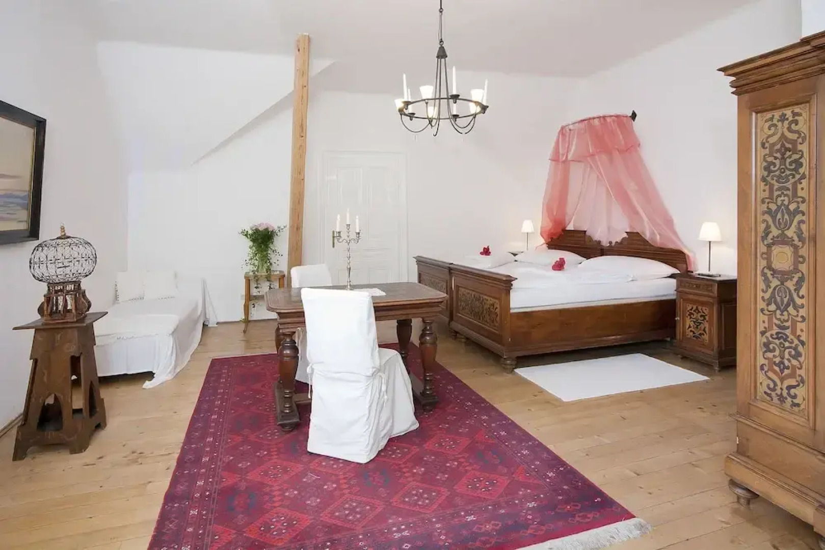 Eva Hof Lakeside Suites