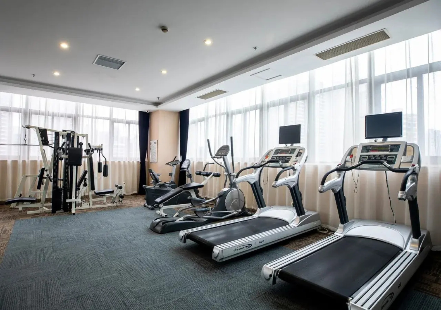 Sofitel Shanghai North Bund