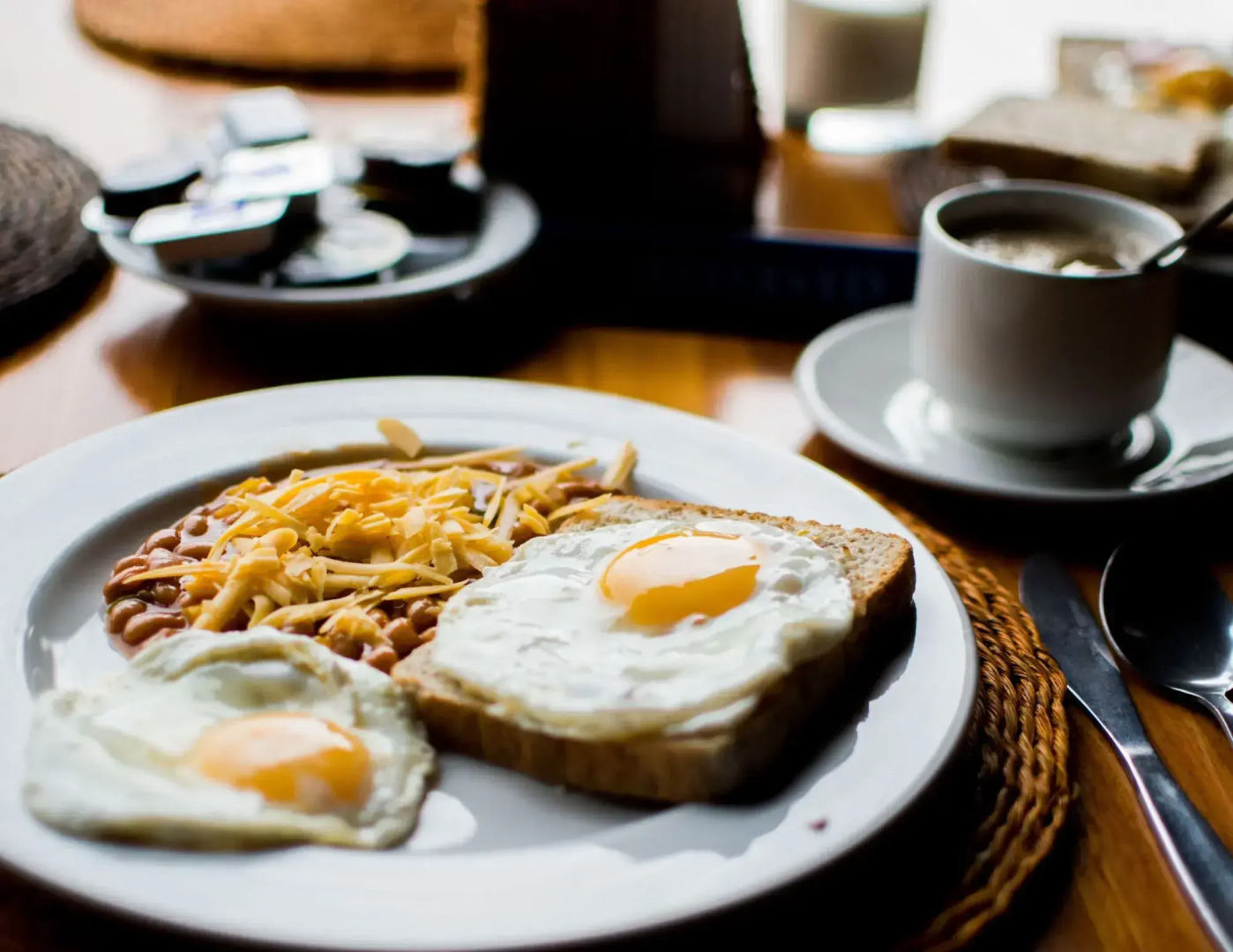 Khan Continental Hotel & Restaurant