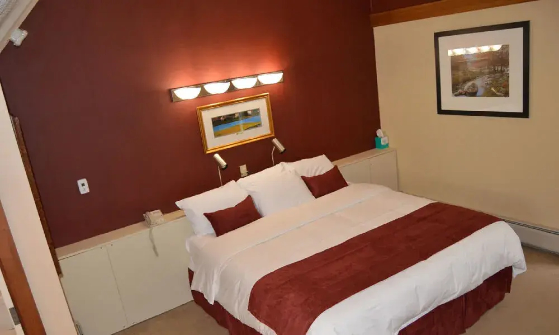 The Inn At Crumpin Fox