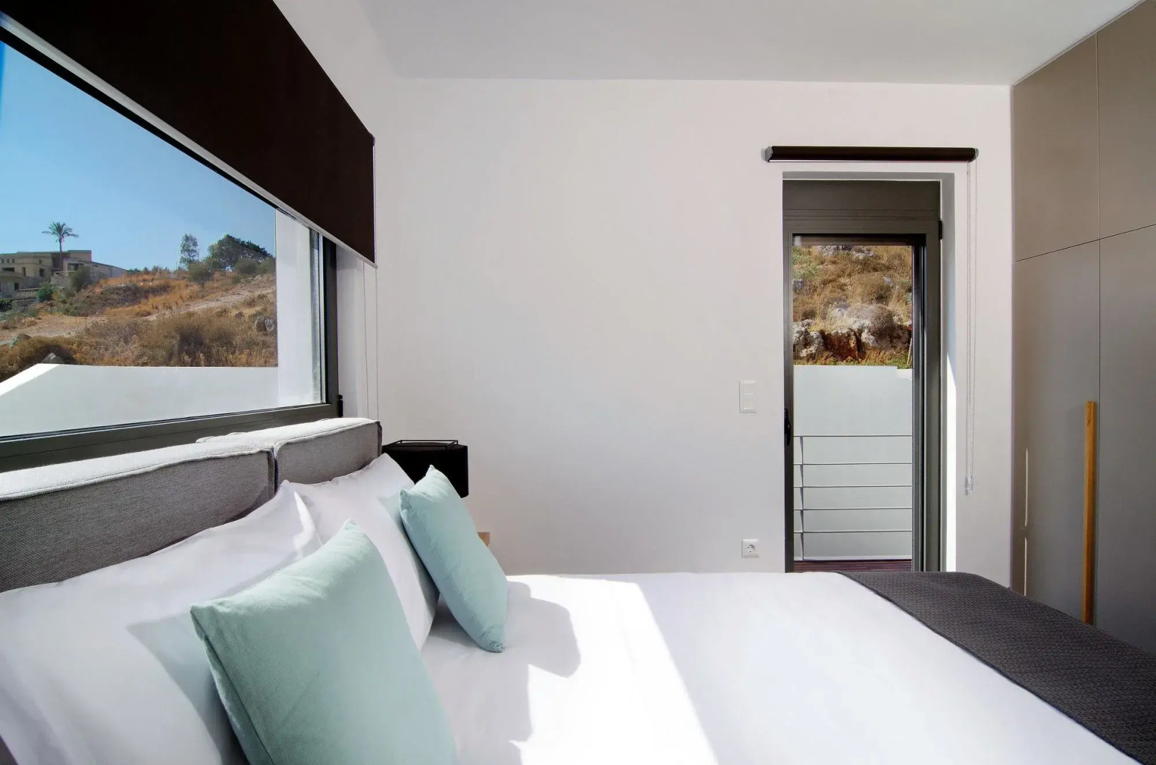 Seametry Luxury Living Apartments Adults Only