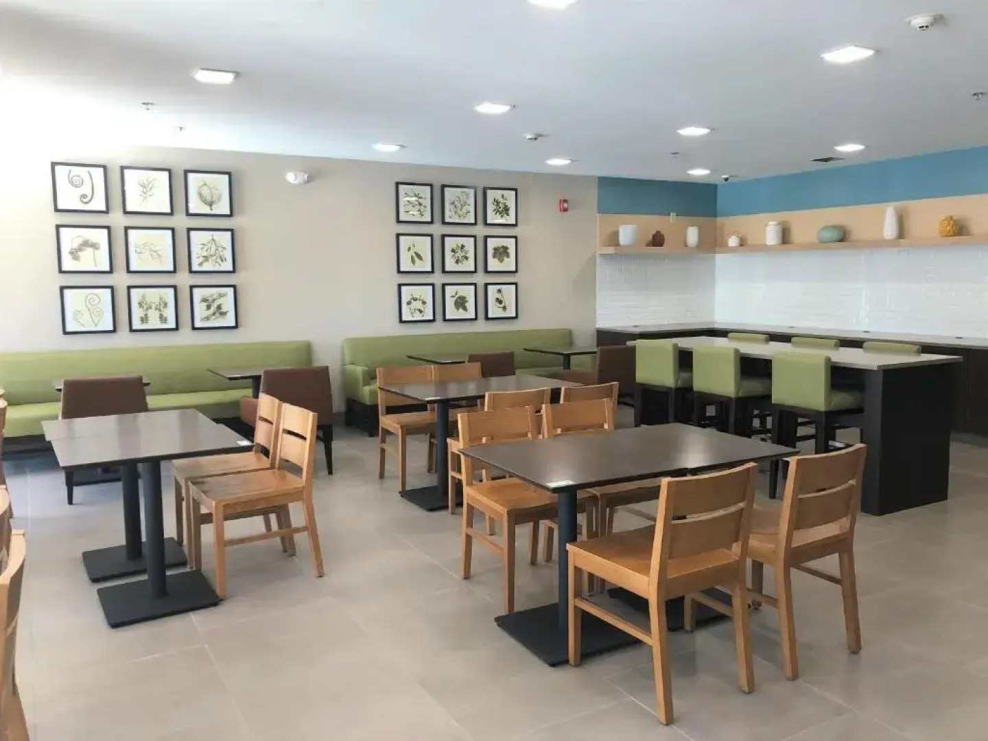 Country Inn & Suites by Radisson, Stone Mountain, GA