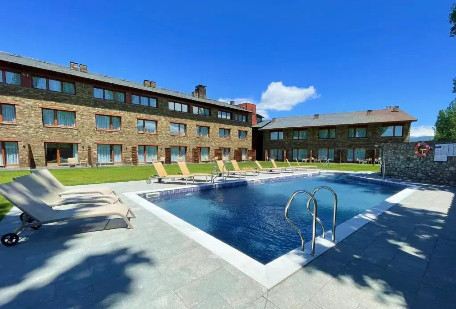 SM Hotel Fontanals Golf