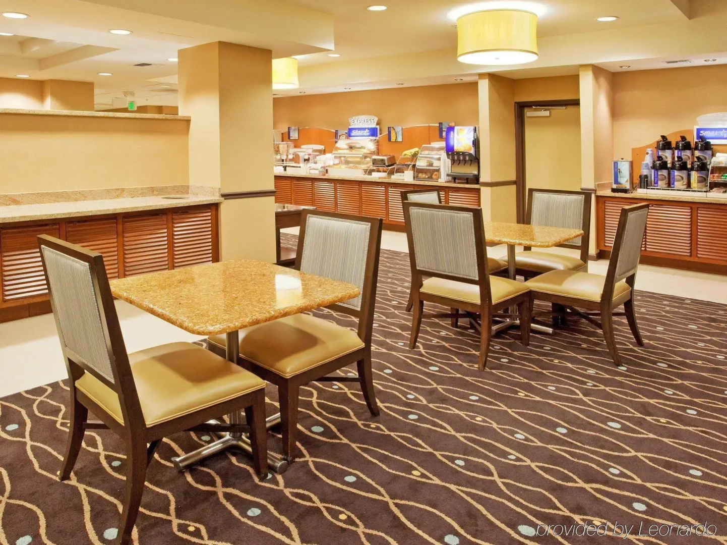 Holiday Inn Express & Suites Salinas by IHG