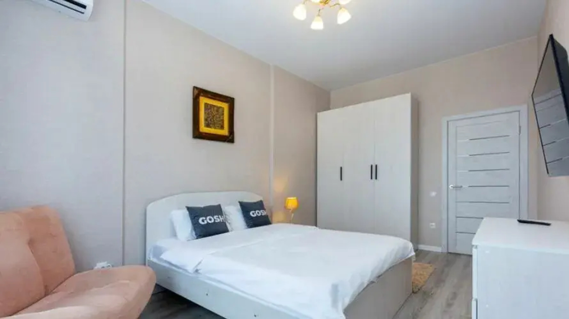 ГОШ Апартаменты на ул. Эрвье, д. 34, к1