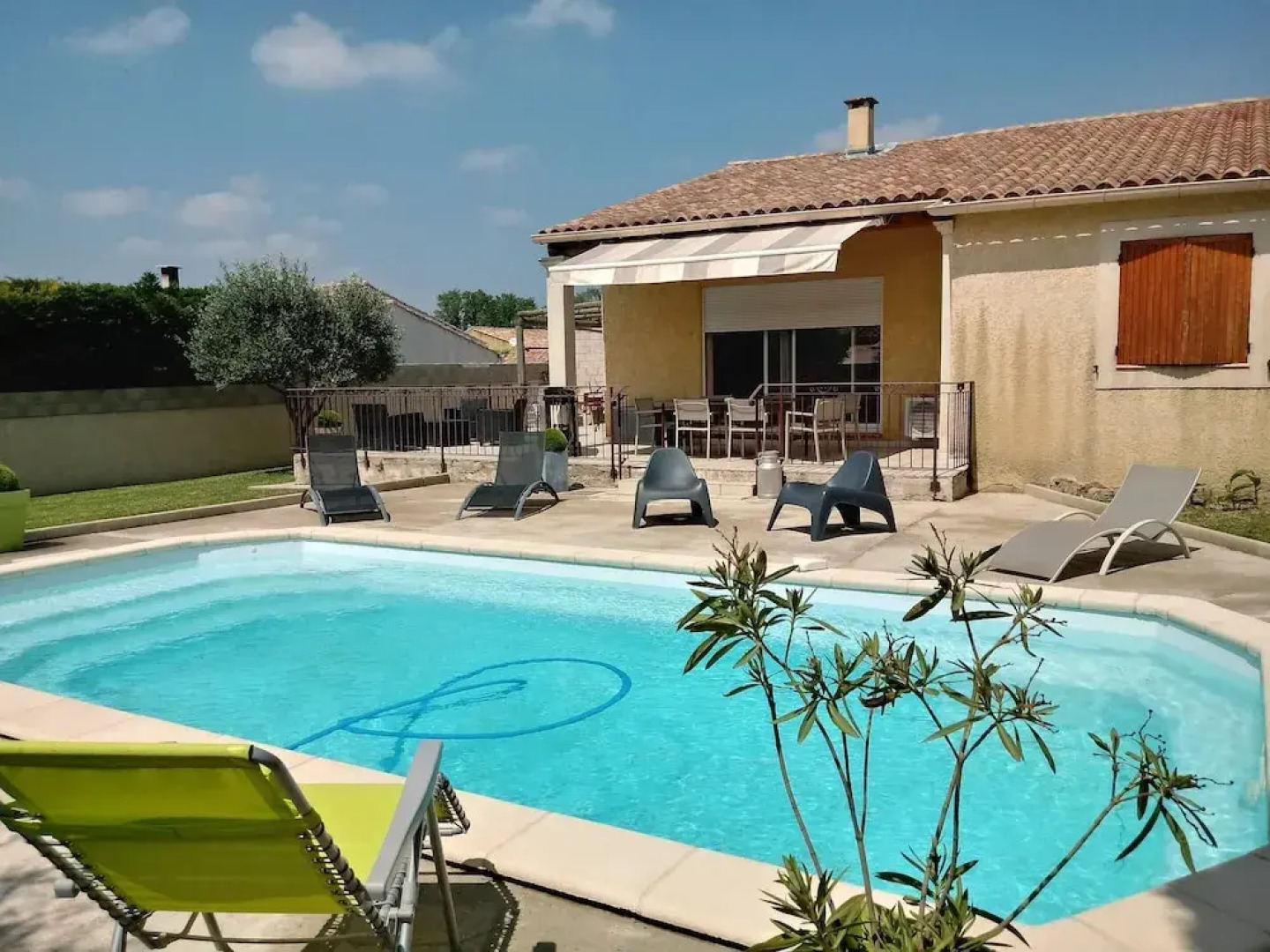 Villa With 3 Bedrooms in Montfrin, With Private Pool, Enclosed Garden