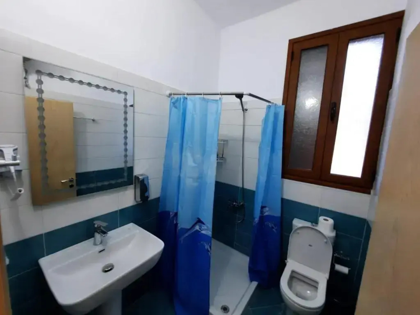 Hotel & Restorant Vjosa