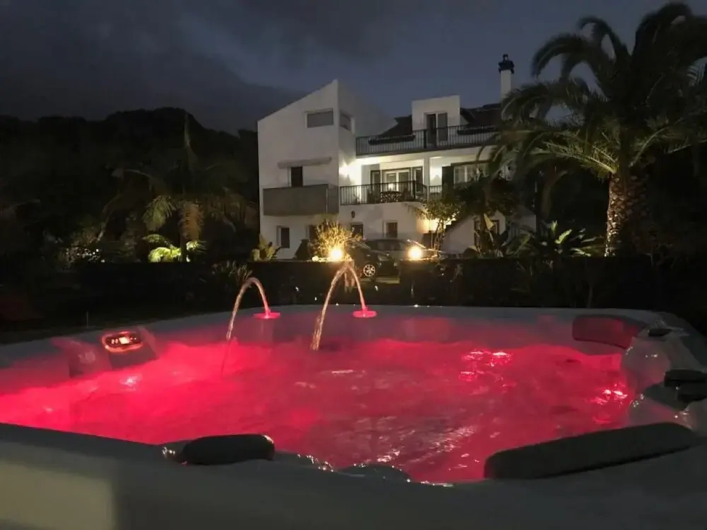 Apartment With one Bedroom in Caloura, With Furnished Terrace and Wifi