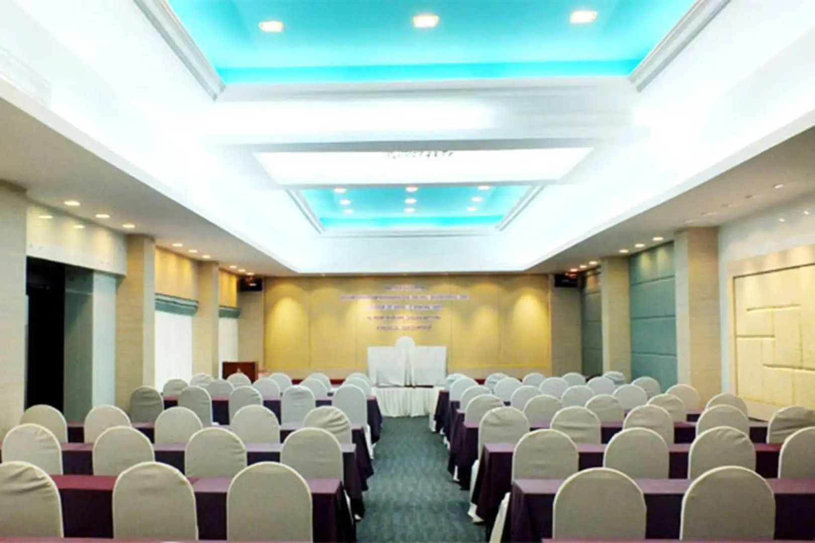 The Cha-am Methavalai Hotel