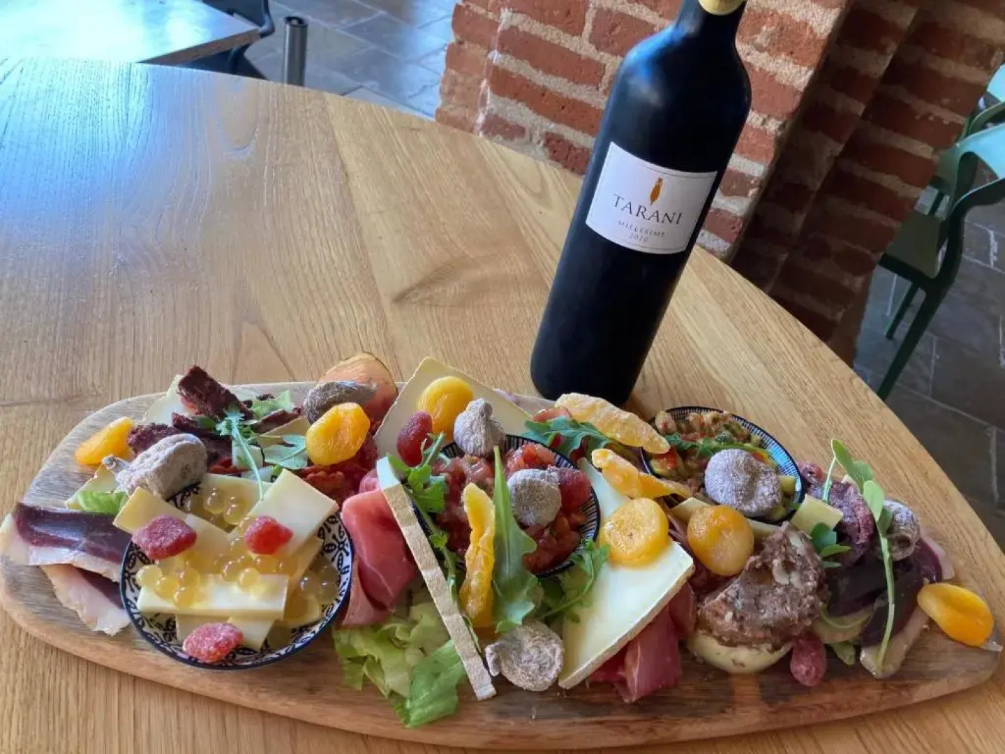 Chambre d h¿tes ind¿ndante Jacuzzi Cave Bar SUITE 785