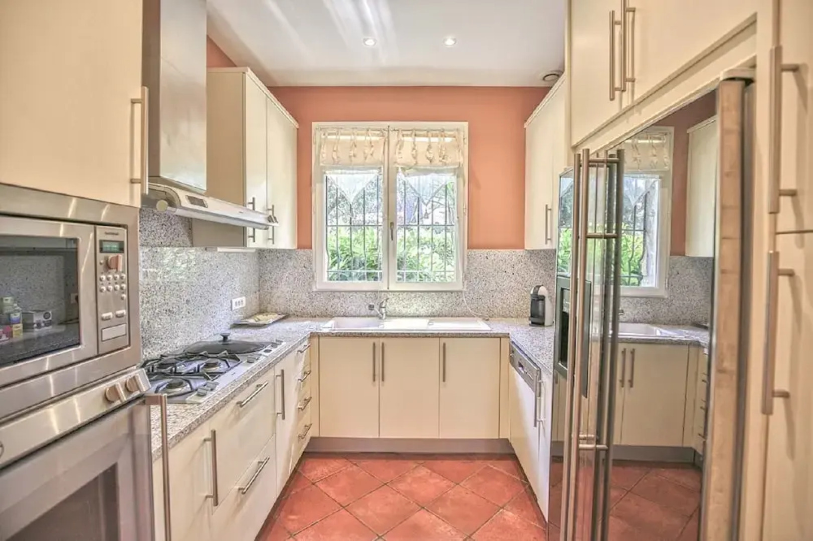 Grande Villa proche Monaco