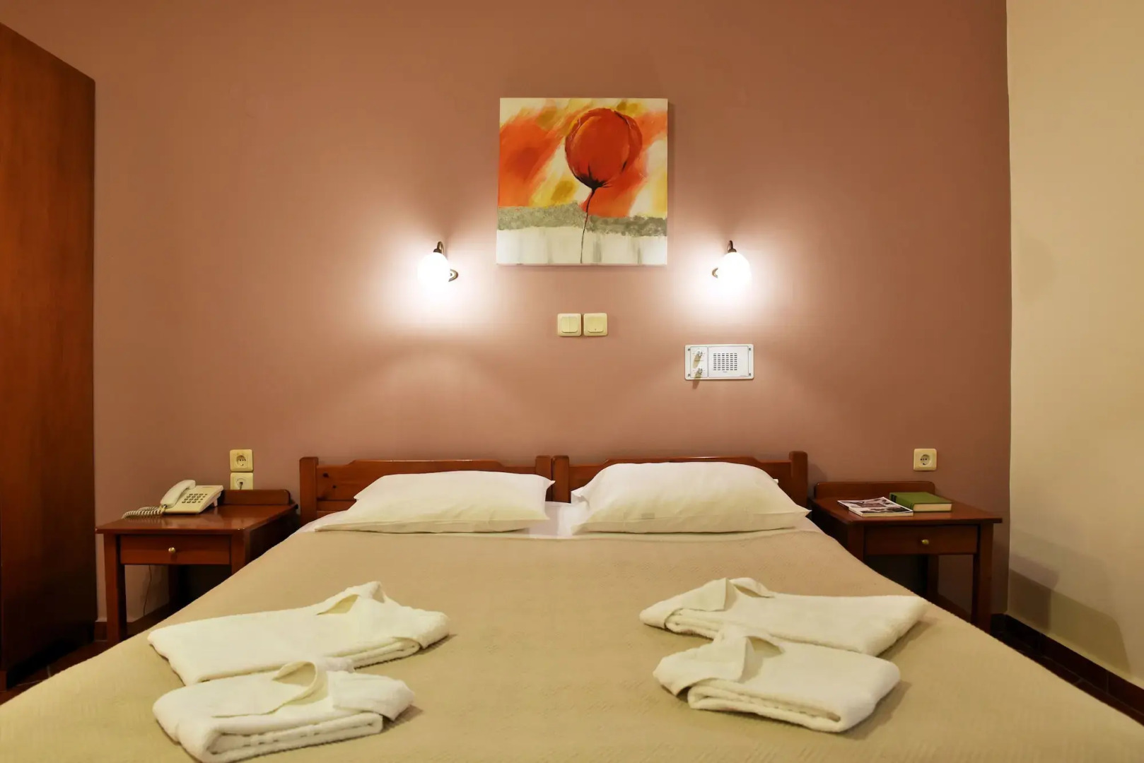 Iolkos Hotel Apartments