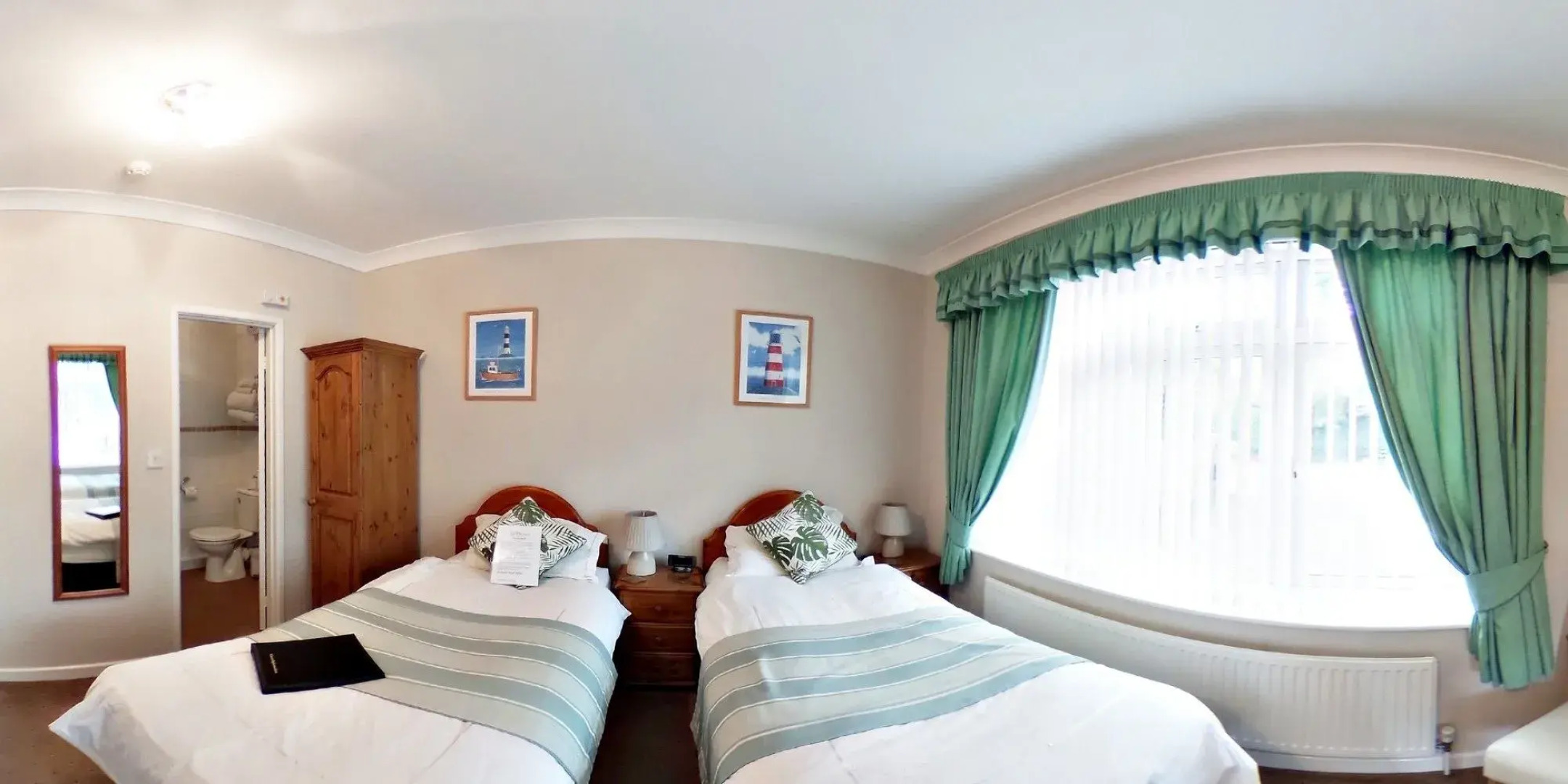 The Rosscourt - Adults only