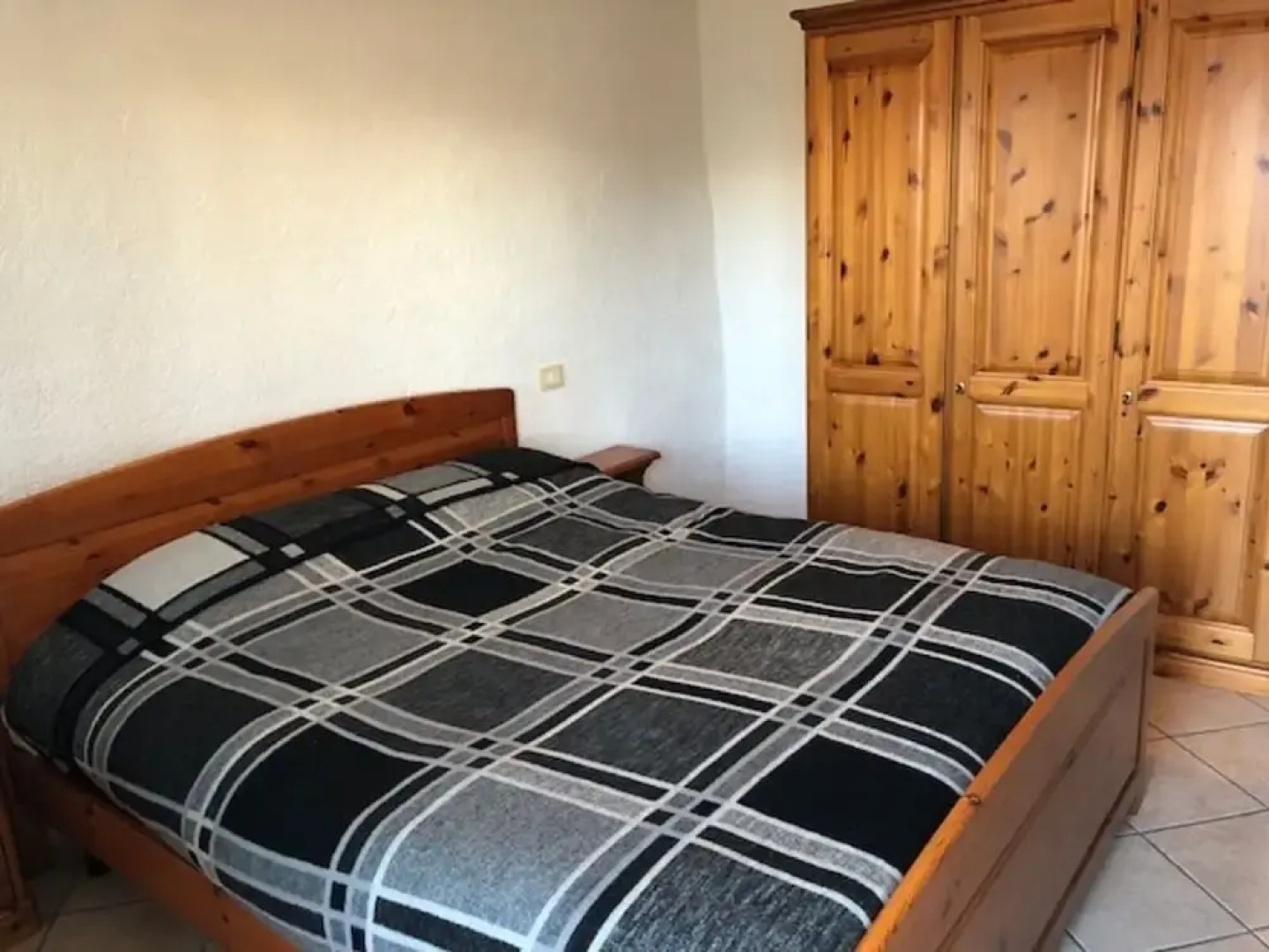 Malarz Alps Apartment by holidayngo