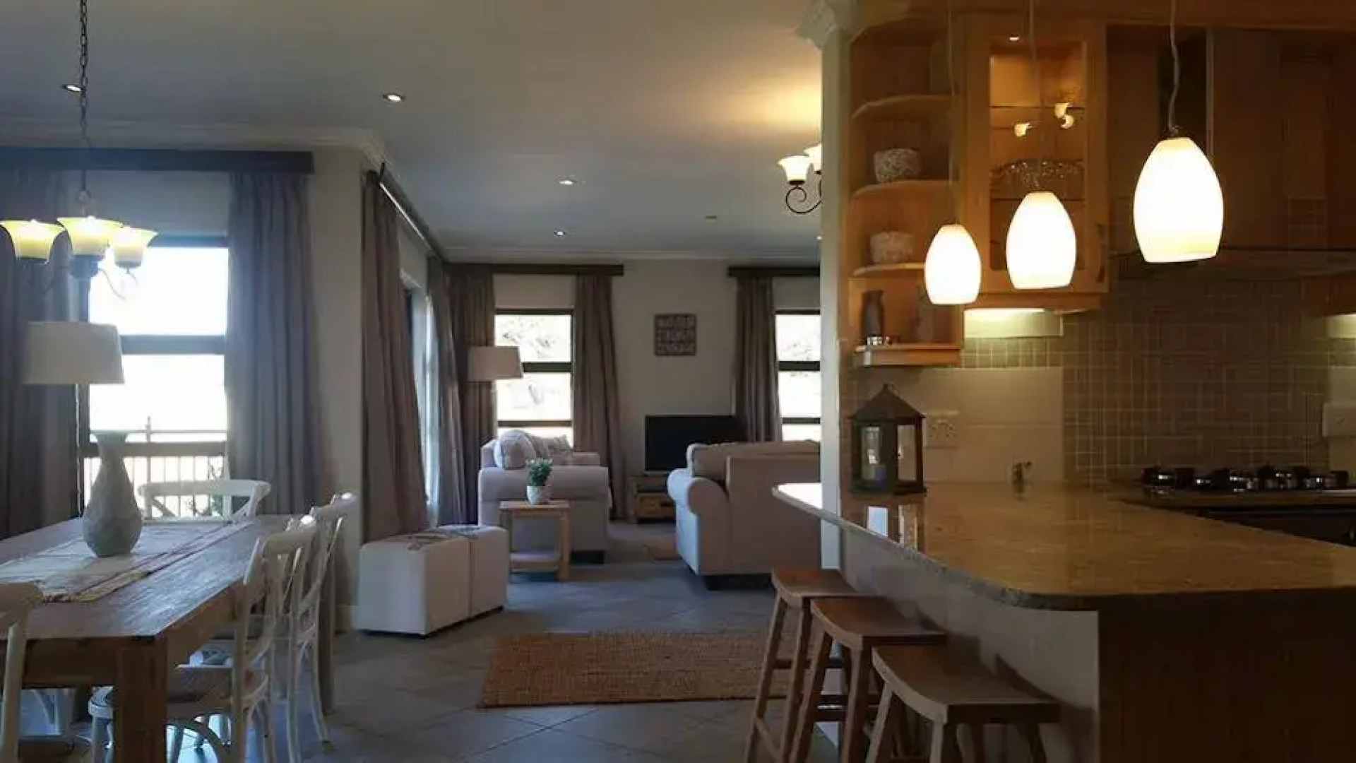 Pont de Val Riverside Escape