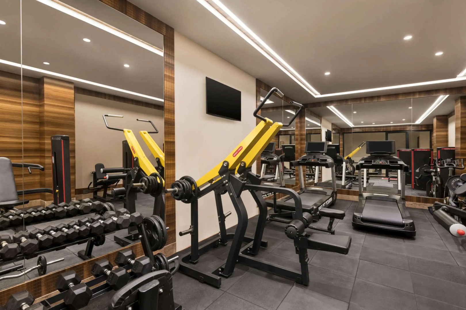 Ramada by Wyndham Gandhidham Shinay