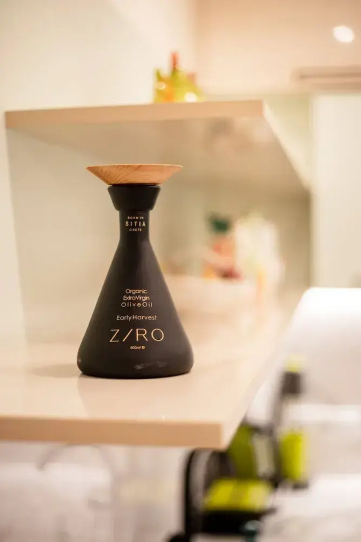 ZeusPlace katerini Stylish Living