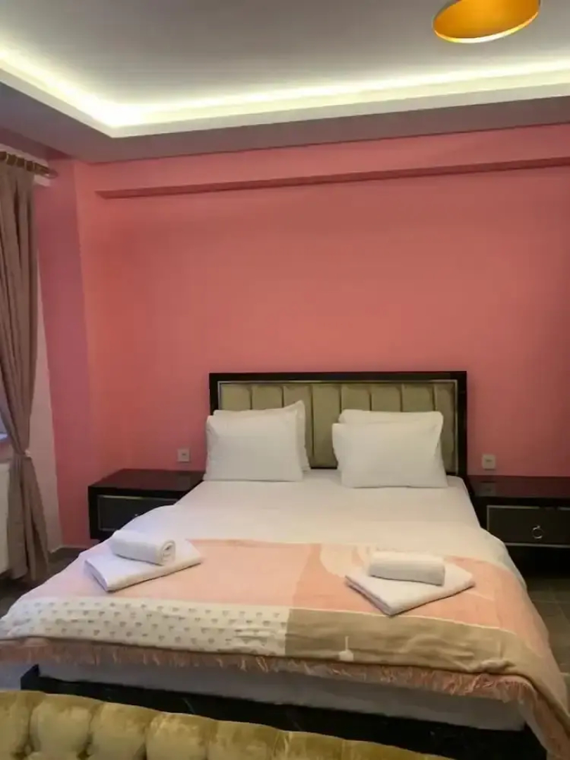 Taksim Miran Suit