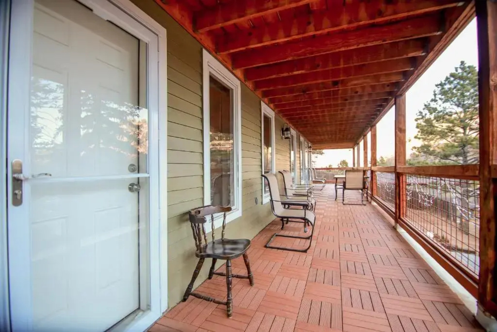 The Green Mountain Falls Lodge