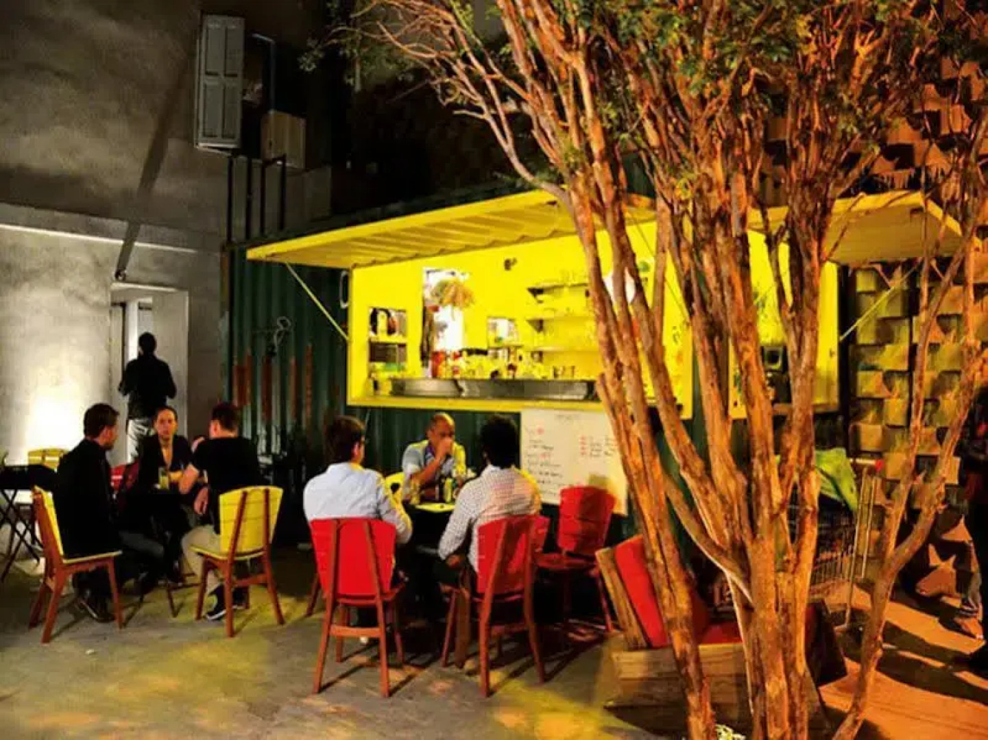 Contemporâneo Hostel