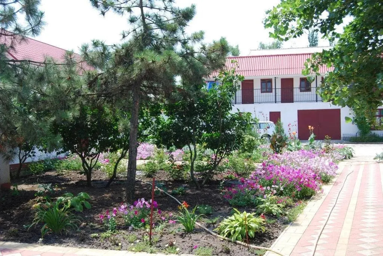 Zarya Recreation Centre