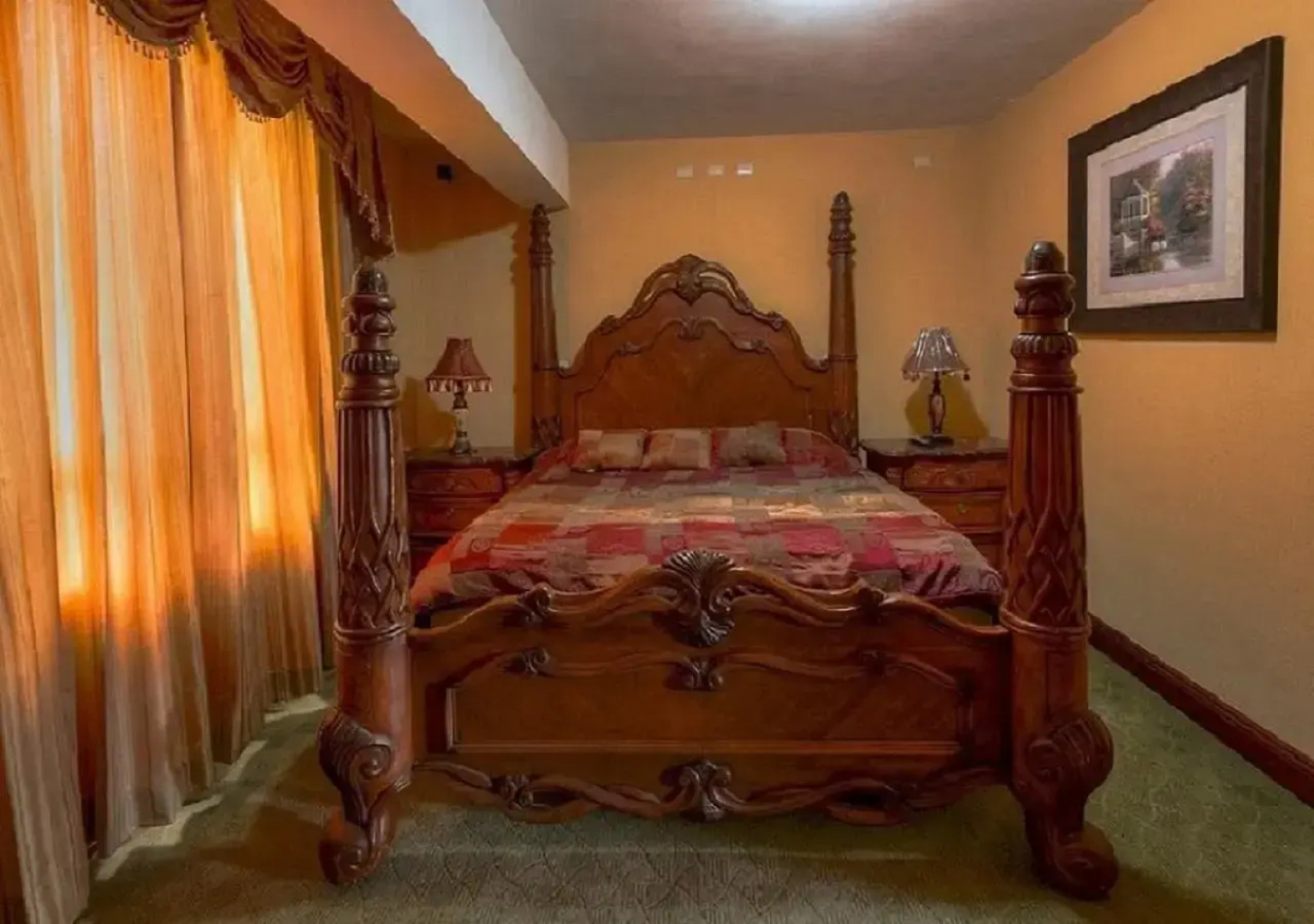 Torres de Atitlan 4 Bdrm-3 Bthrm Full Floor - for 10 people