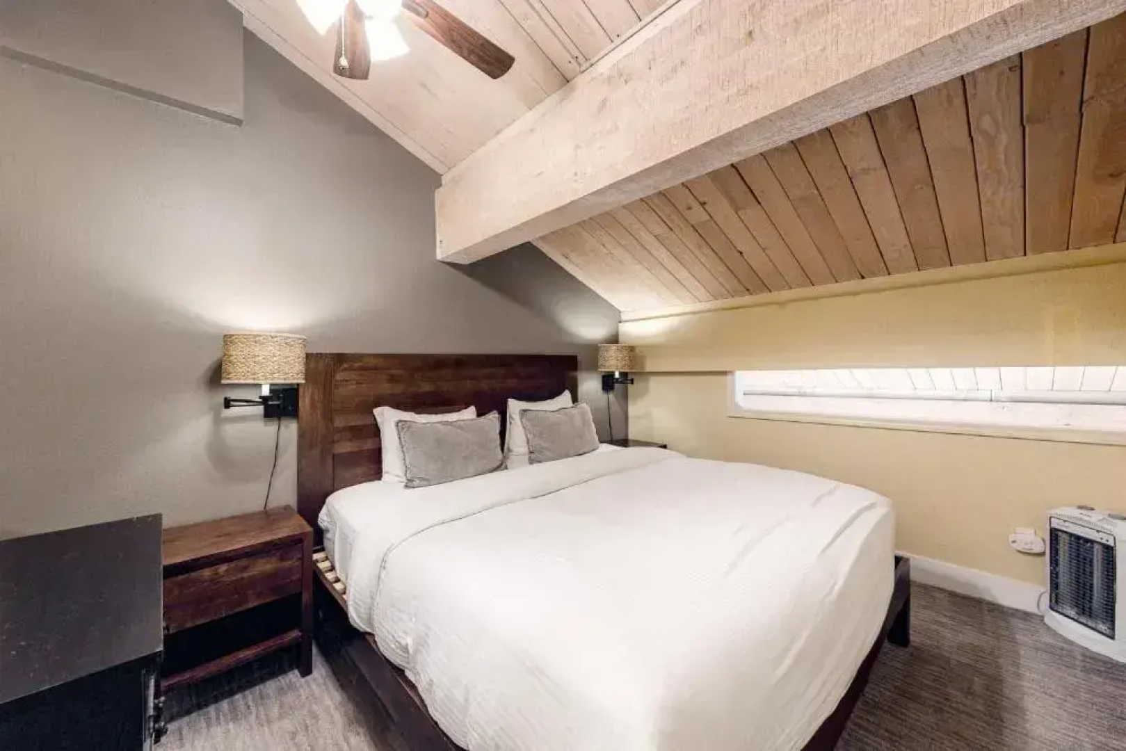 Hotel Style Room In The Timber Creek Lodge 1 Bedroom Condo by Redawning