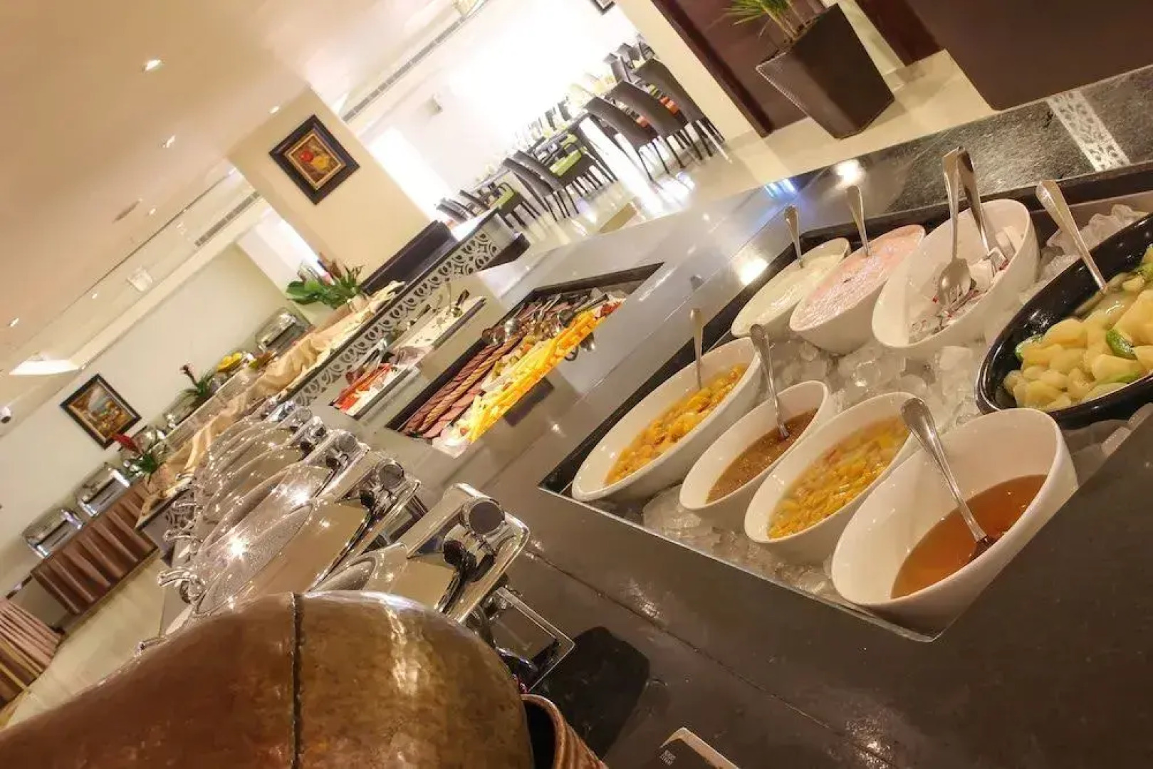 Lagoon Hotel & Resort