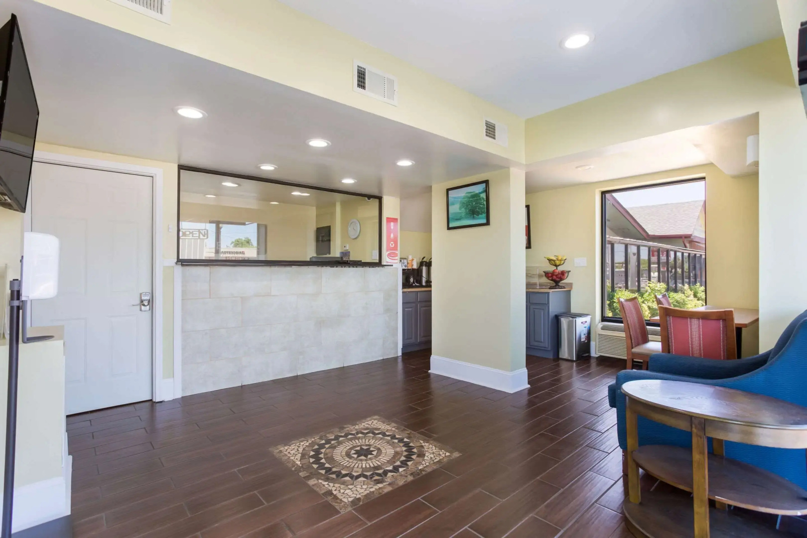 Econo Lodge Gallatin - Metro Nashville