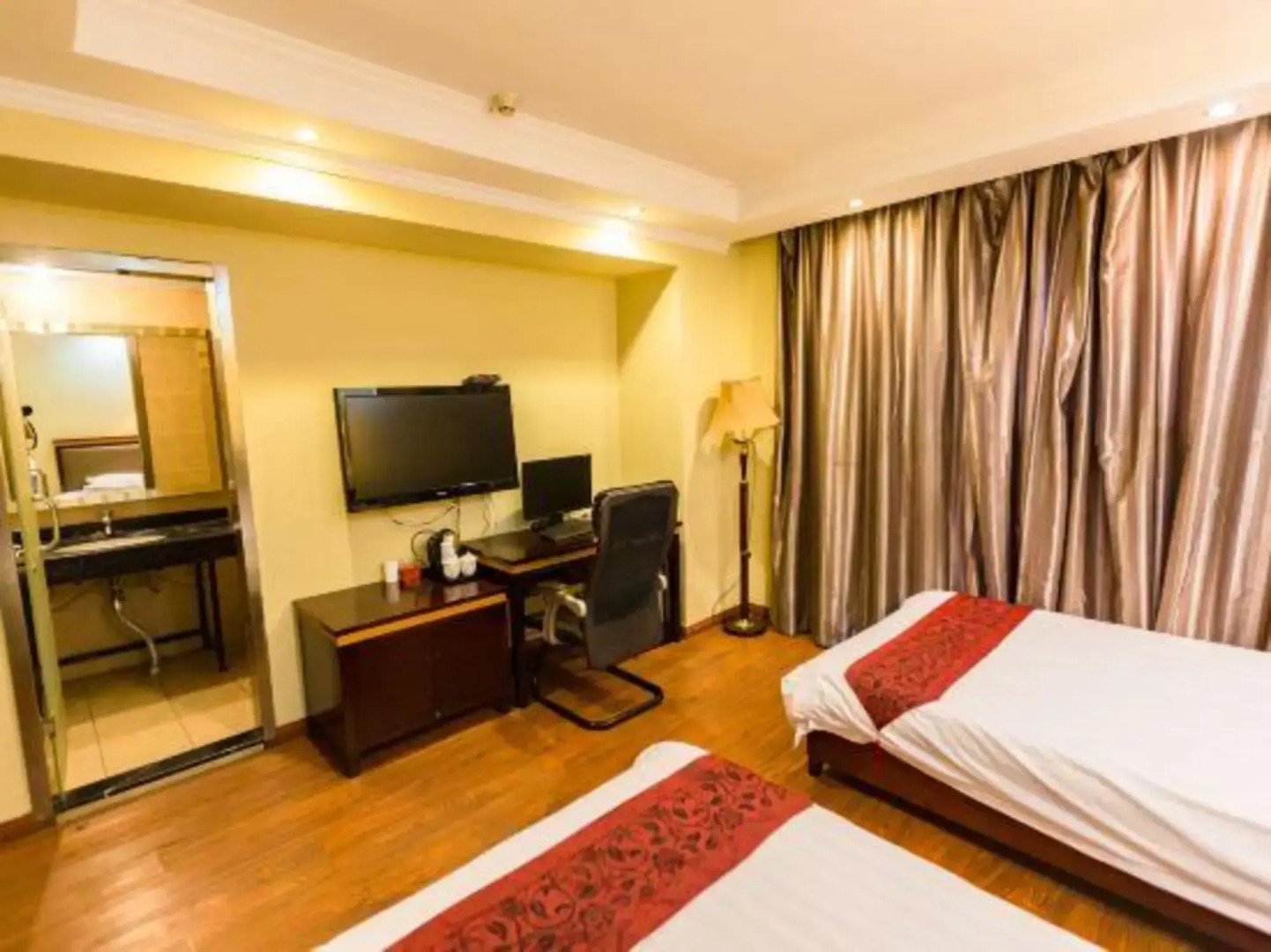 Tianyou Business Hotel