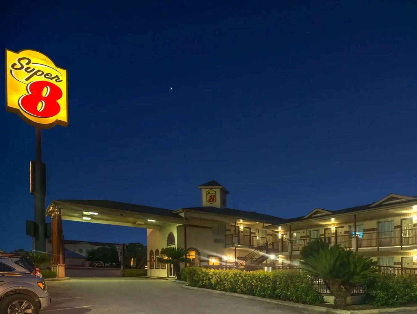 Hill Country Inn & Suites - New Braunfels / Gruene