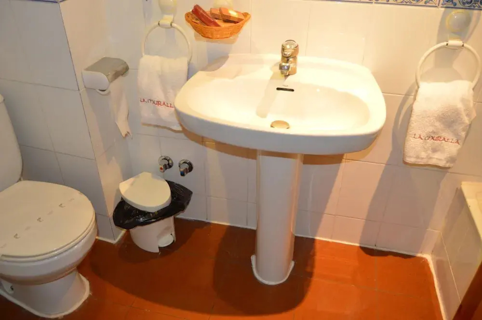 Hostal Restaurante La Muralla