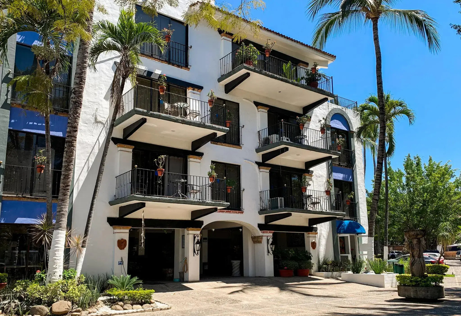 Puerto de Luna Pet Friendly & Family Suites Hotel