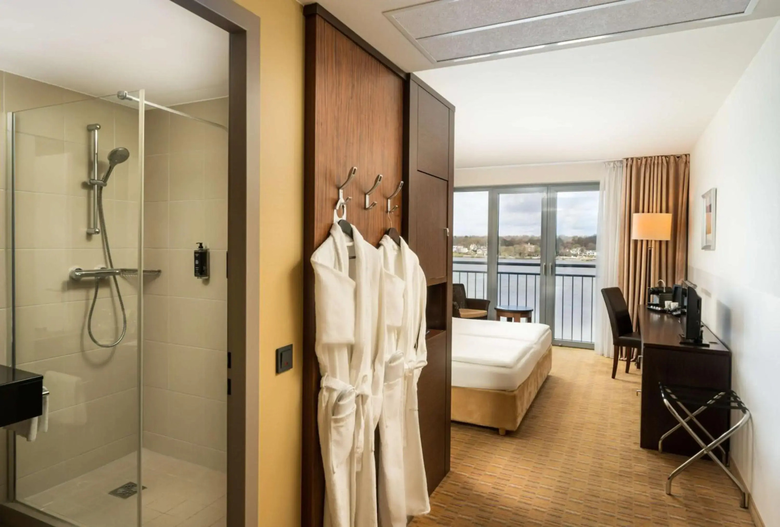 Elaya Hotel Hamburg Finkenwerder