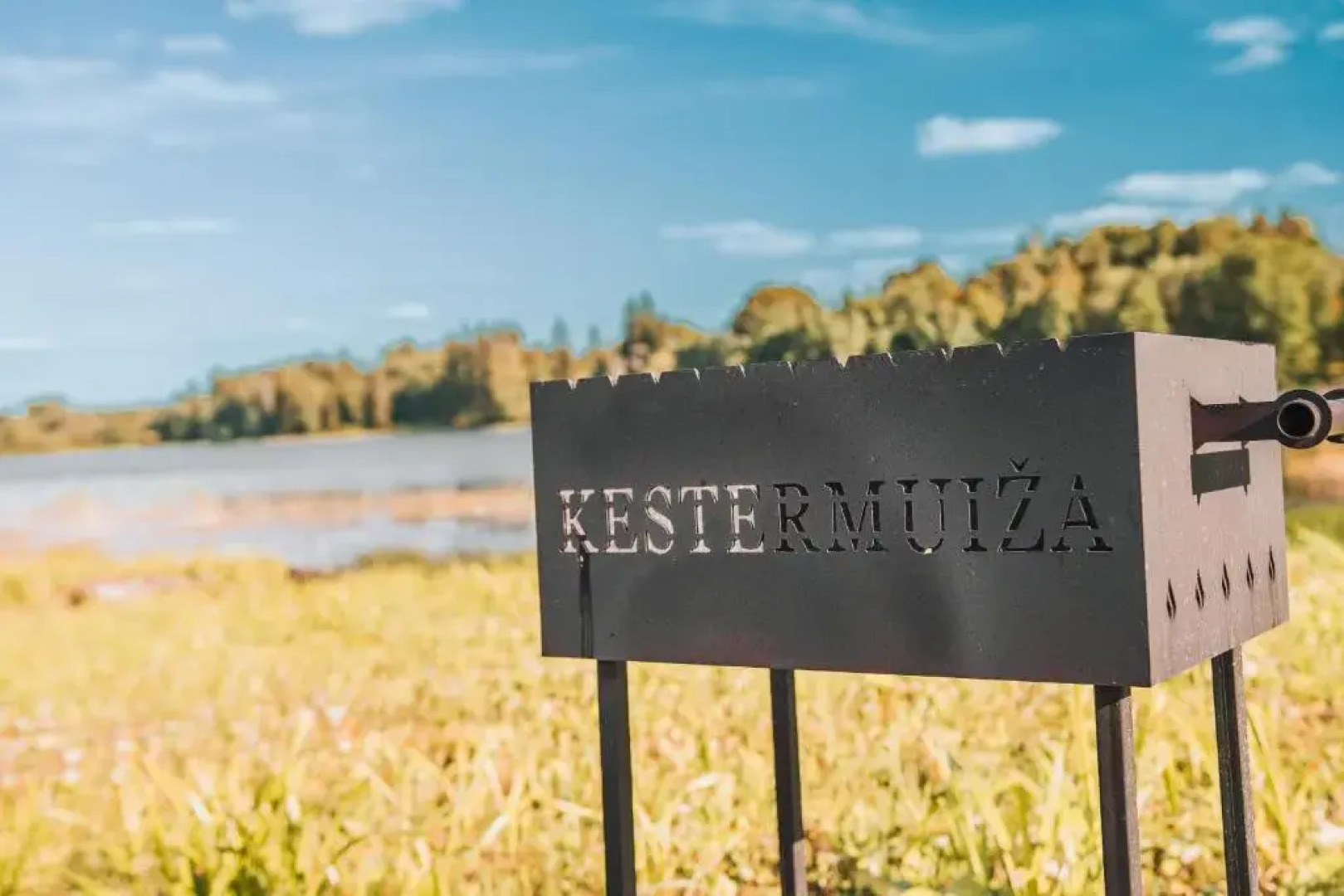 PullanHouse Laima - small and cosy lakeside holiday house