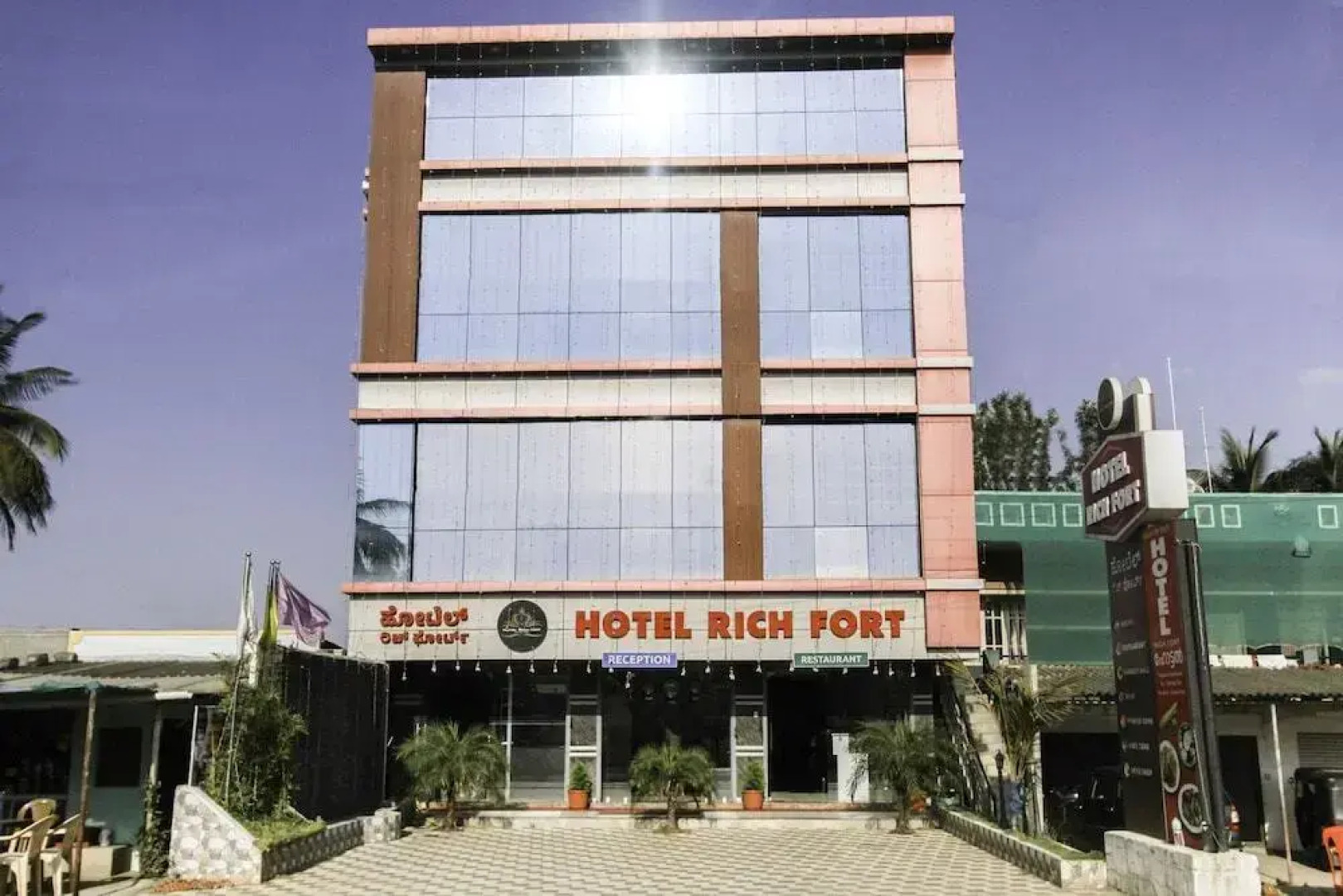 Rich Fort By OYO Rooms
