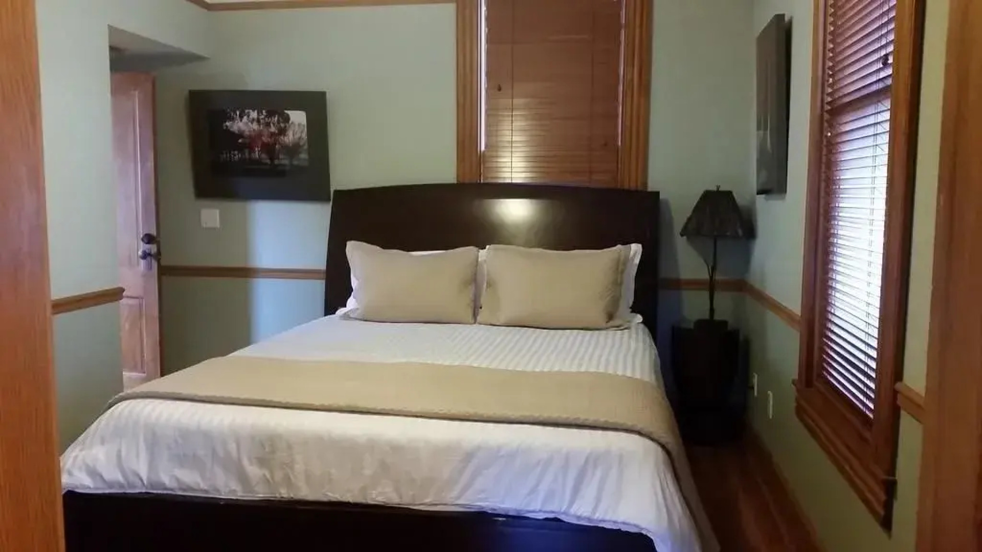 Pelton Vacation Rental