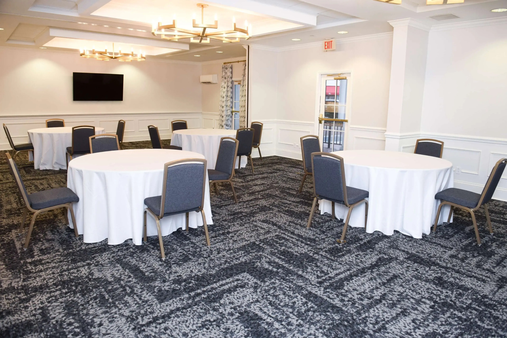 Hampton Inn & Suites Charlotte/South Park at Phillips Place