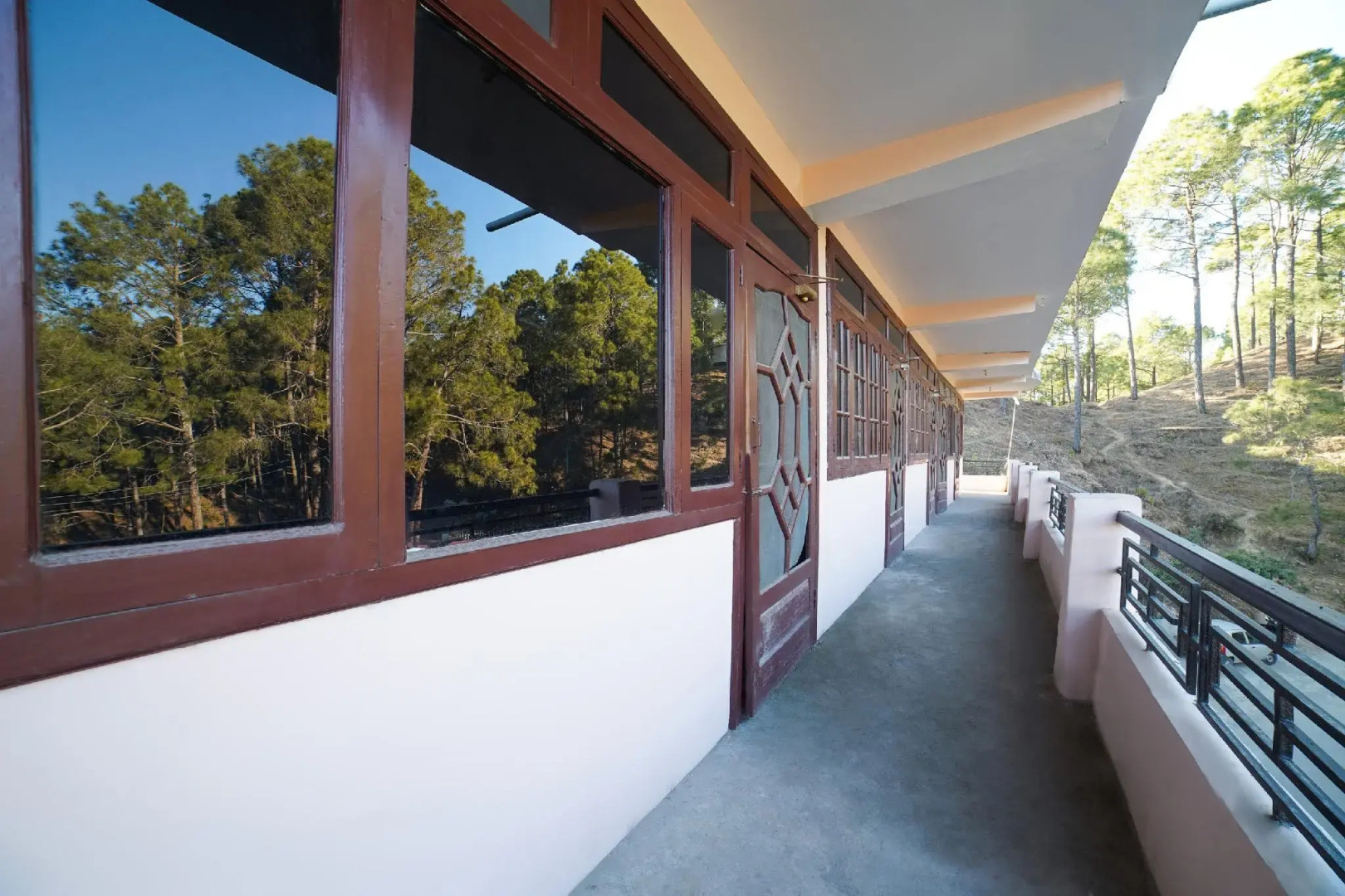 SPOT ON 69438 Hotel pine veiw restaurant