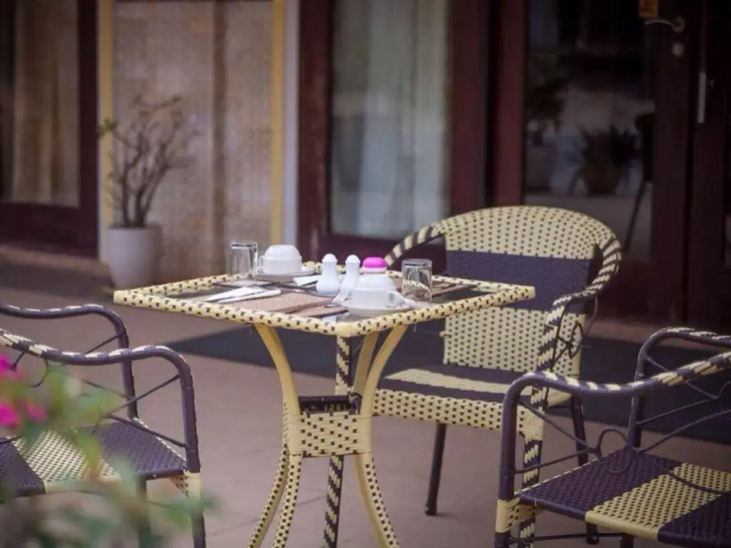 Golden Parasol Luang Prabang Hotel