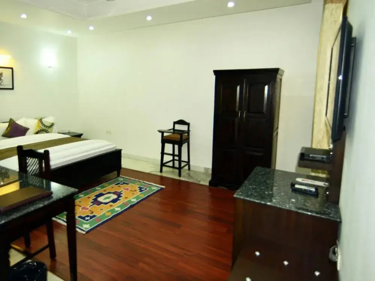 Agra Luxury Home Stay