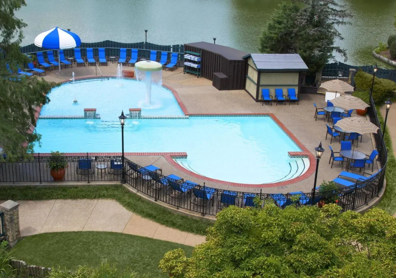 Sheraton Westport Plaza Hotel St. Louis