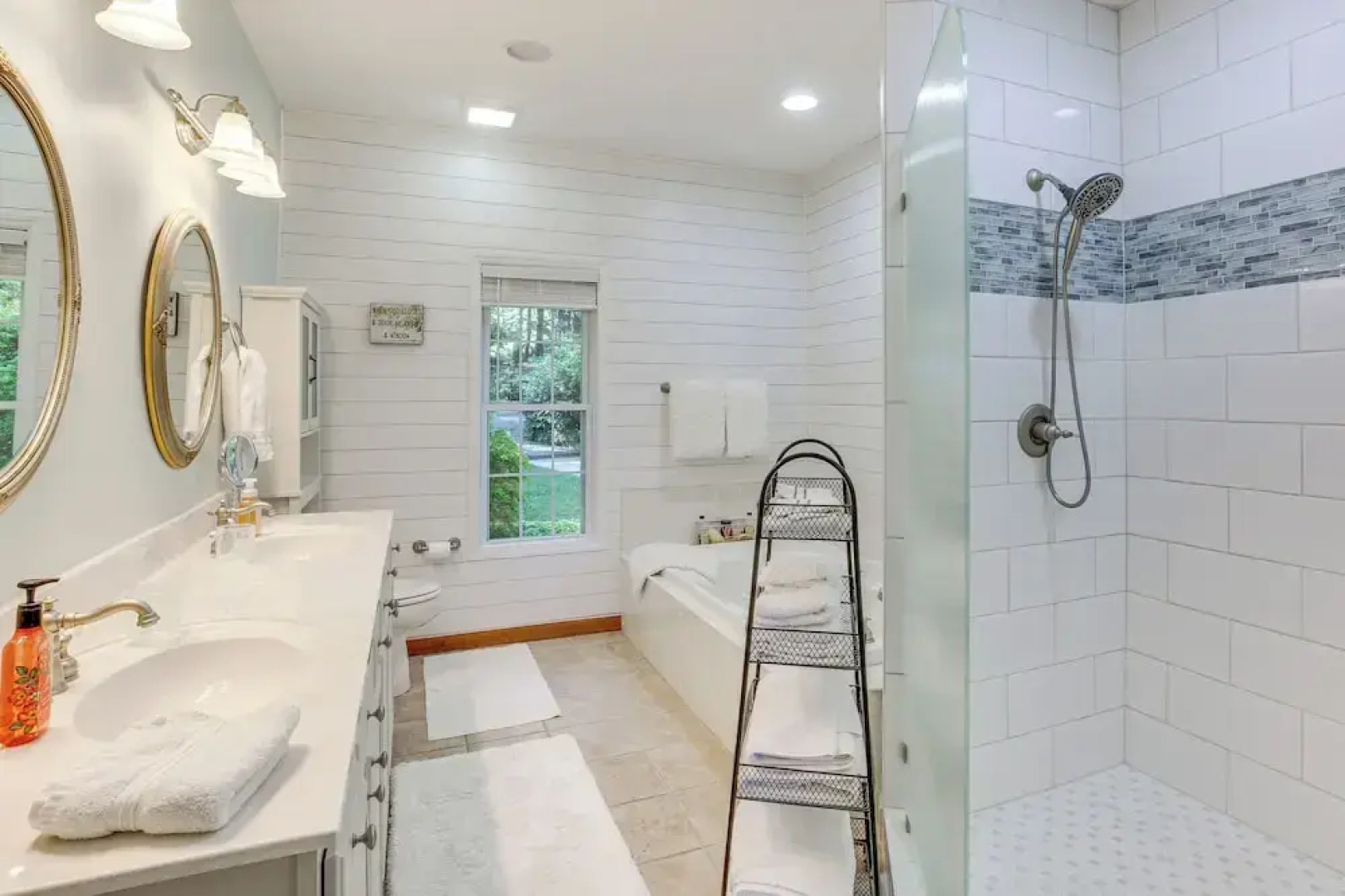 Golf, Hike & Explore: Blue Ridge Mtn Haven w/ Deck