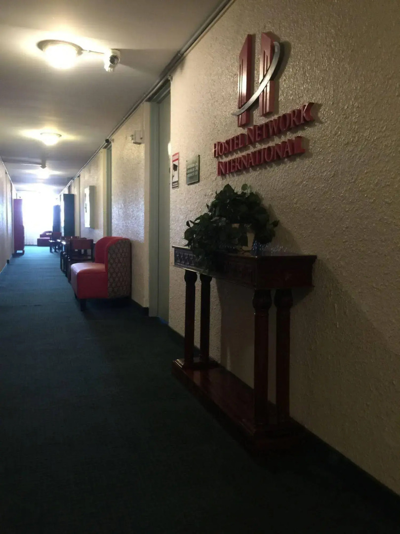 Hostel Network International